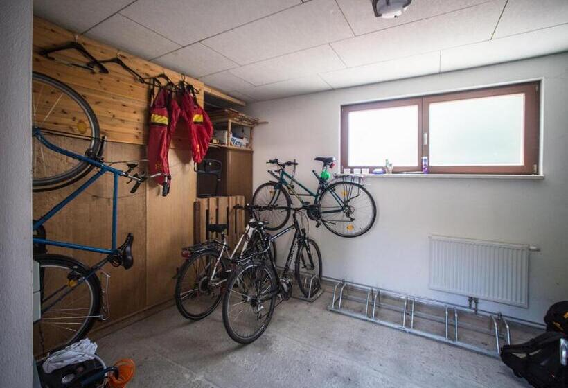 Отель Greifennest