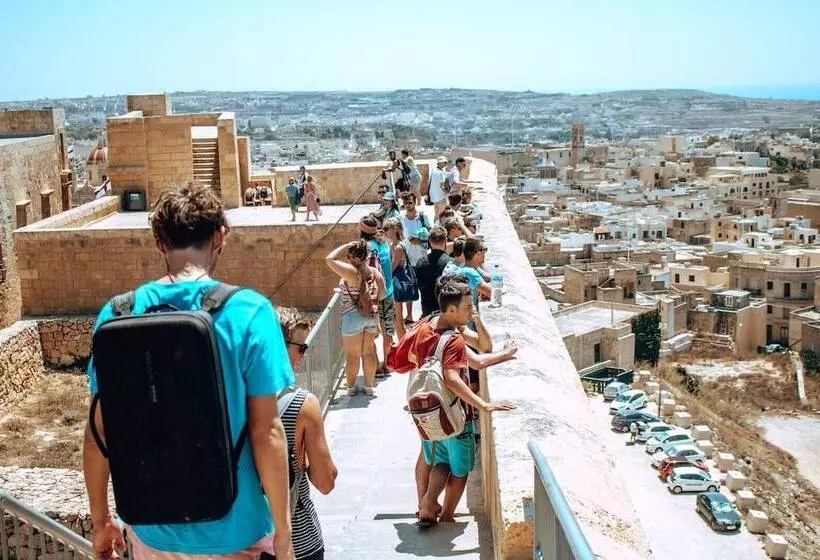 هتل Hostel Malti Budget