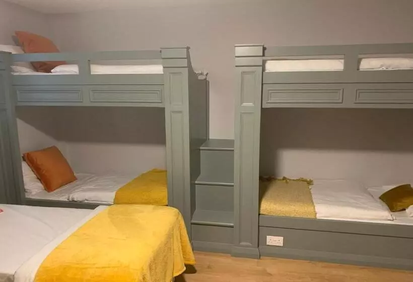 هتل Lanigan S Accommodation