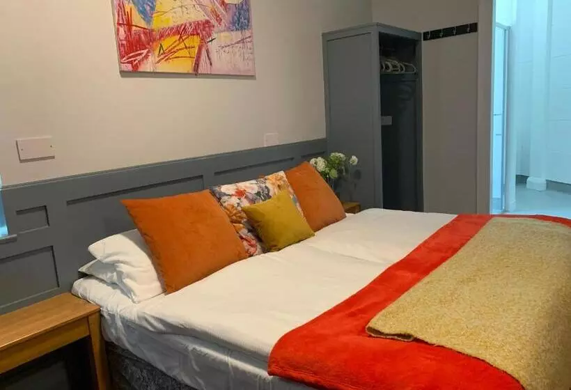 هتل Lanigan S Accommodation