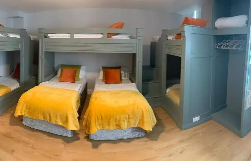 هتل Lanigan S Accommodation