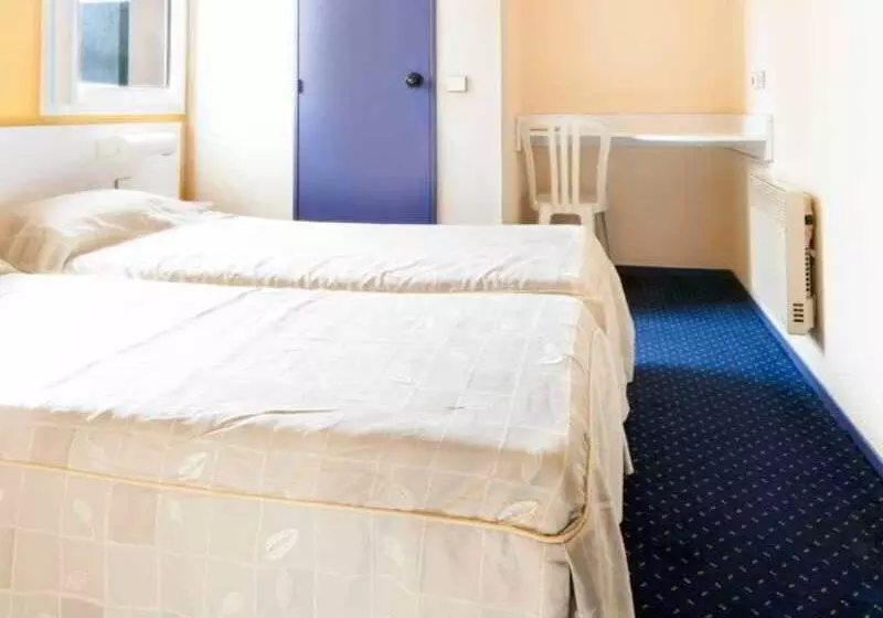 Отель Mister Bed Orleans Saran