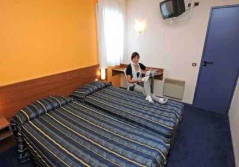 فندق Mister Bed Orleans Saran