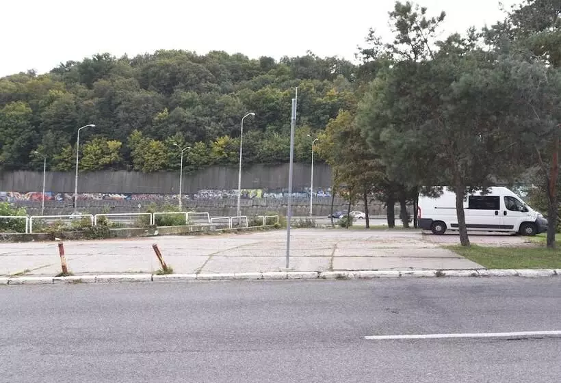 هتل Taxis Bratislava