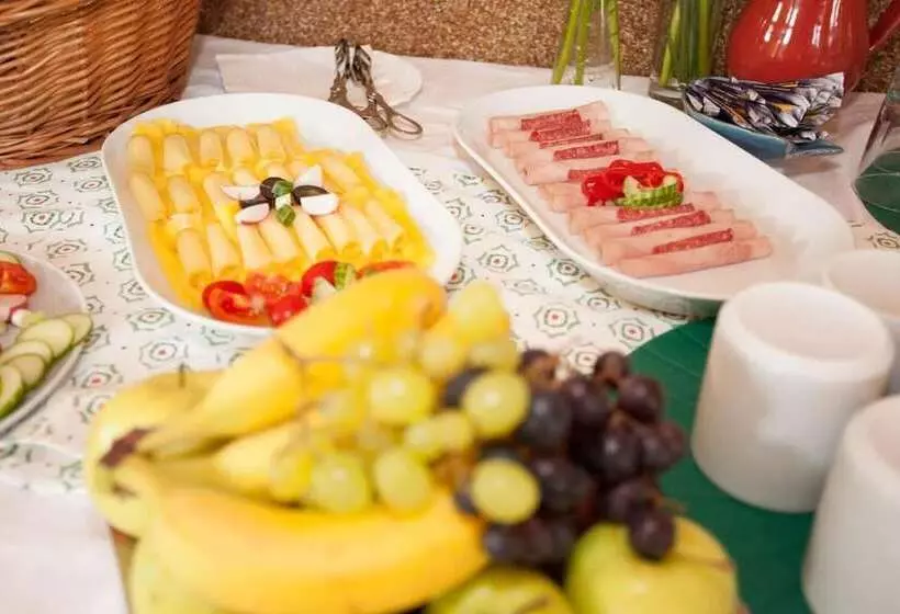 هتل Taxis Bratislava