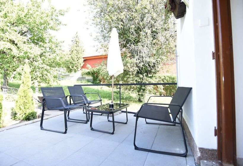 Hotel Taxis Bratislava