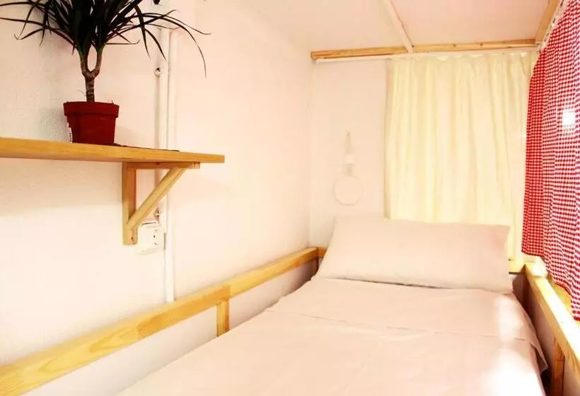 Picnic Dreams Boutique Hostel