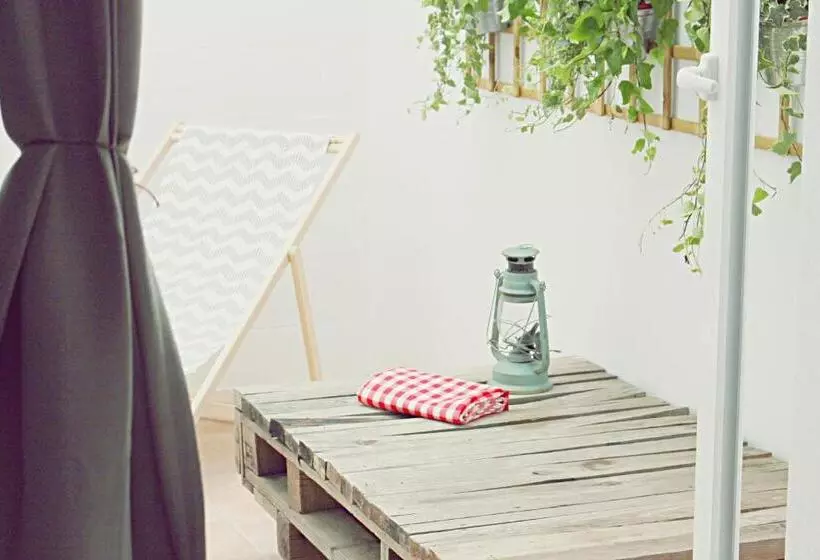 Picnic Dreams Boutique Hostel