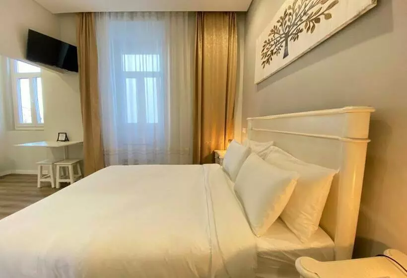 تختخواب و صبحانه Canto Doce