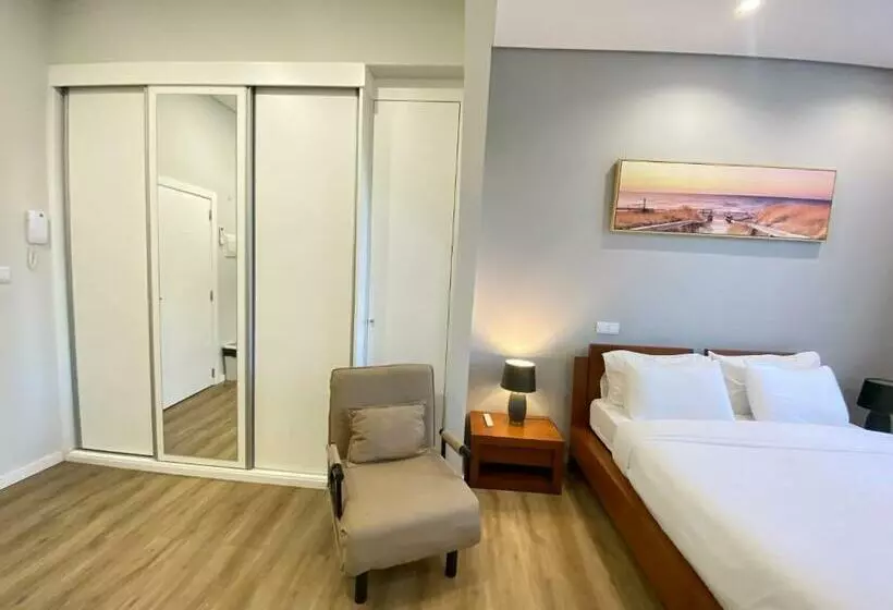 تختخواب و صبحانه Canto Doce