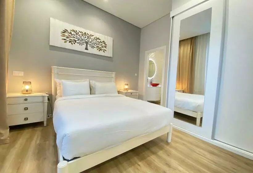 تختخواب و صبحانه Canto Doce