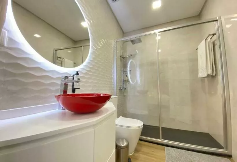 تختخواب و صبحانه Canto Doce