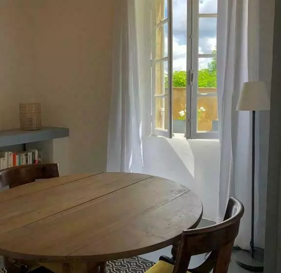 Aamiaismajoitus (B&B) Chambre D Hôtes La Grange