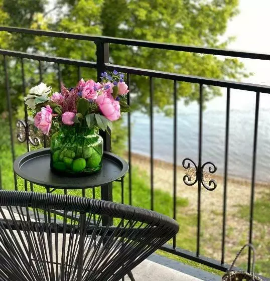 Aamiaismajoitus (B&B) Duna P Art Panzió