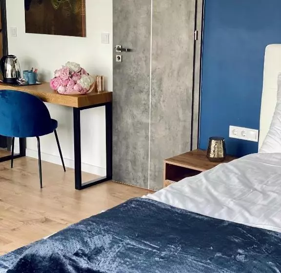 Aamiaismajoitus (B&B) Duna P Art Panzió