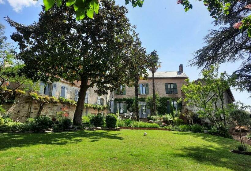 ベッドアンドブレックファースト Les Cèdres