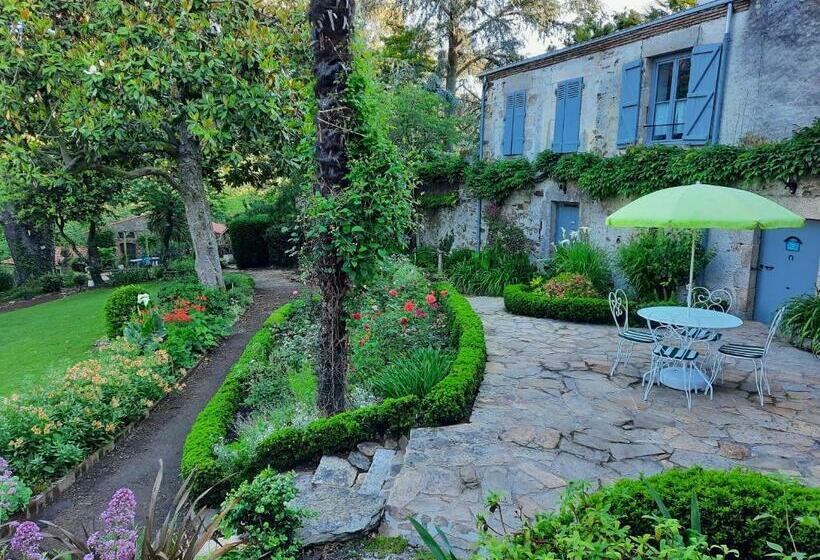 ベッドアンドブレックファースト Les Cèdres