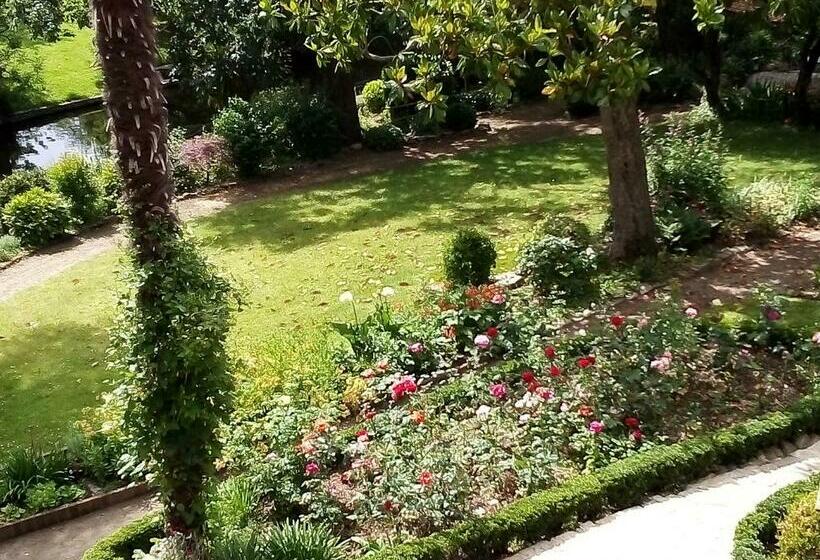 ベッドアンドブレックファースト Les Cèdres