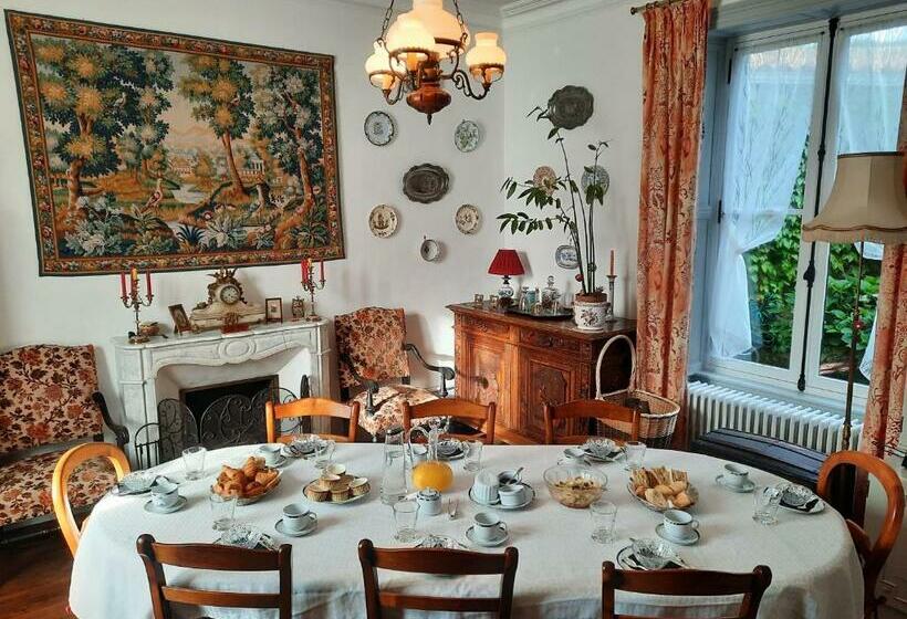 ベッドアンドブレックファースト Les Cèdres