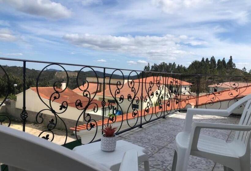 مبيت وإفطار Vila Darte Alojamento Local Situado No Centro Do País