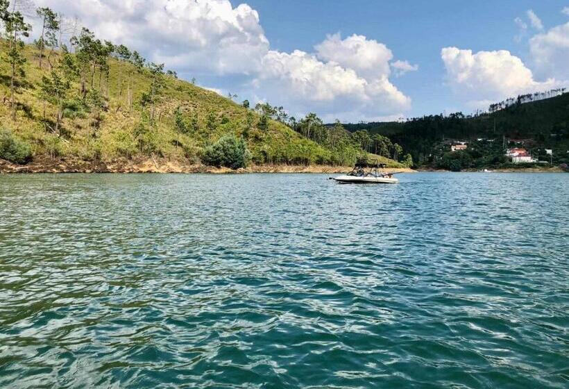 مبيت وإفطار Vila Darte Alojamento Local Situado No Centro Do País