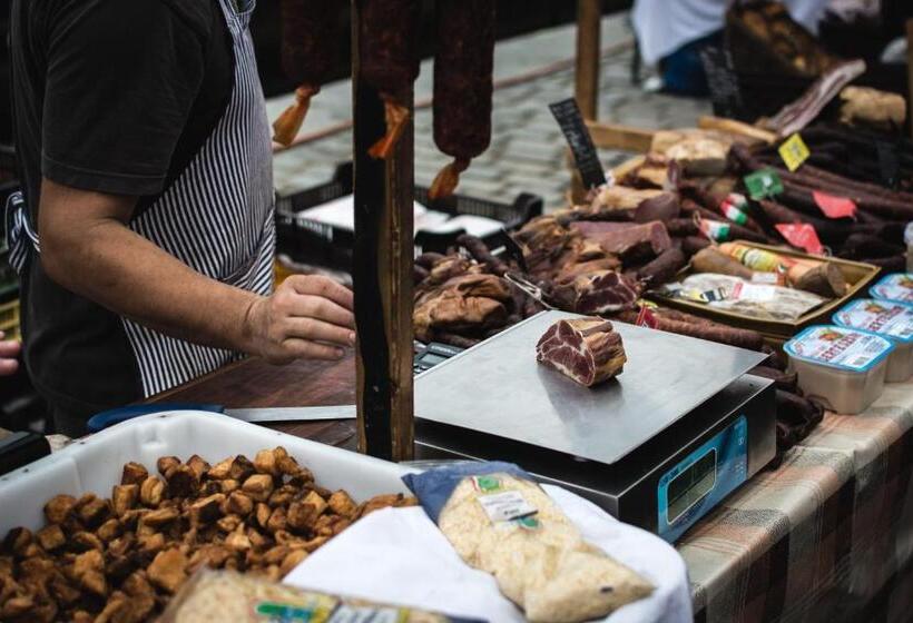 Пансион Cabana Chalet Transylvania