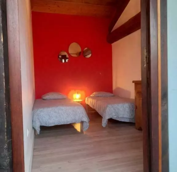 Majatalo Gites Du Cheron   Speak French Only