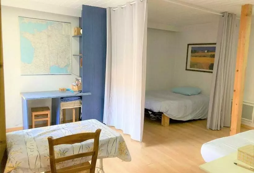 Majatalo Gites Du Cheron   Speak French Only