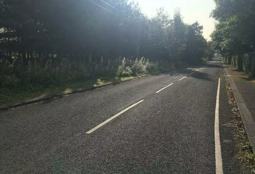 Majatalo The Old School House