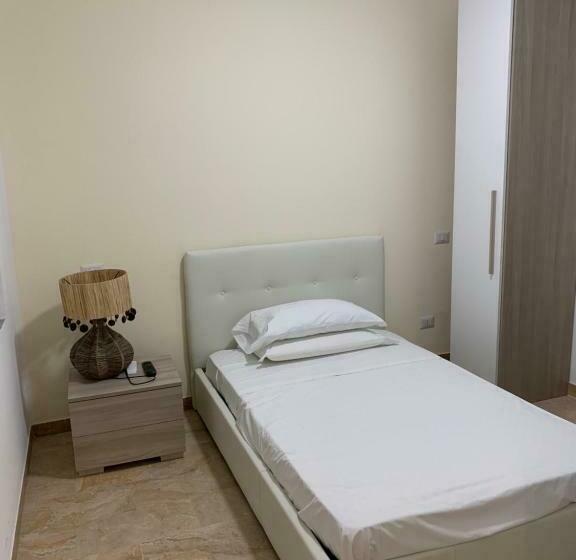 پانسیون Affittacamere Black&white