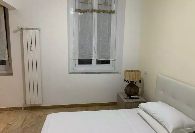 پانسیون Affittacamere Black&white