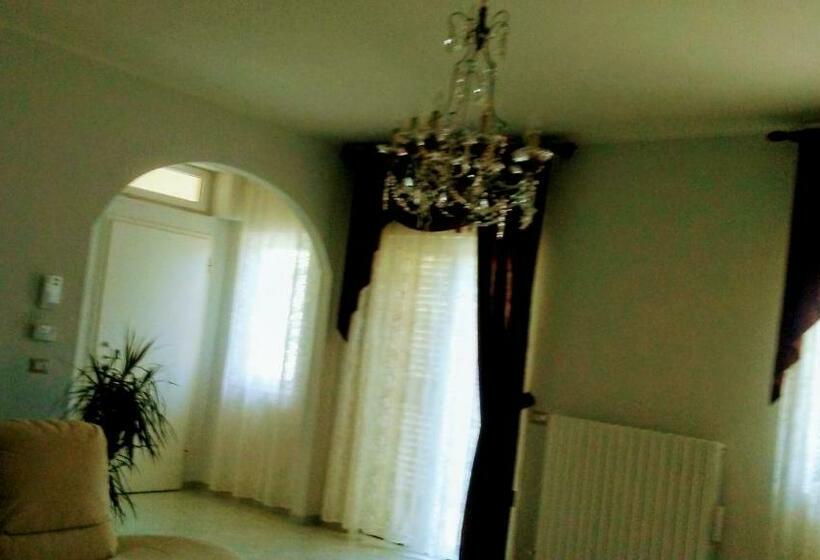 פנסיון Casa Di Tina