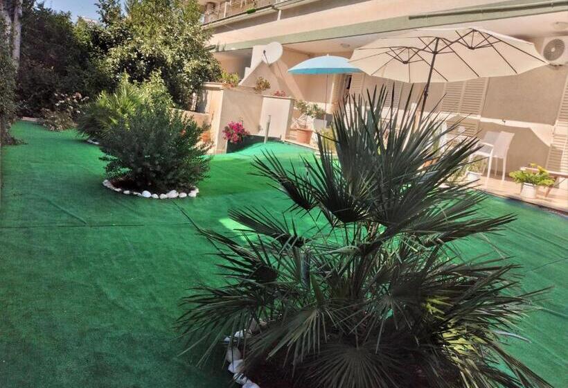 פנסיון Casa Di Tina