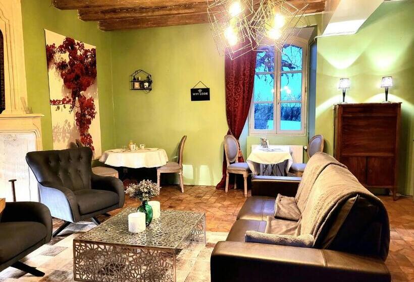 펜션 La Fontaine Du Mont