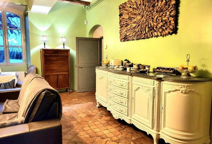 펜션 La Fontaine Du Mont