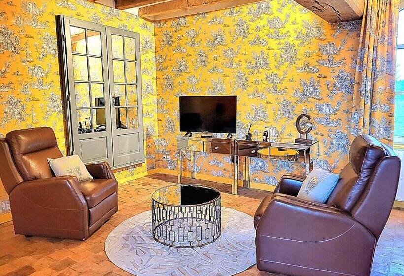 펜션 La Fontaine Du Mont