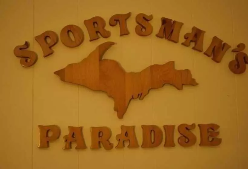 Retkeilymaja Holiday Motel