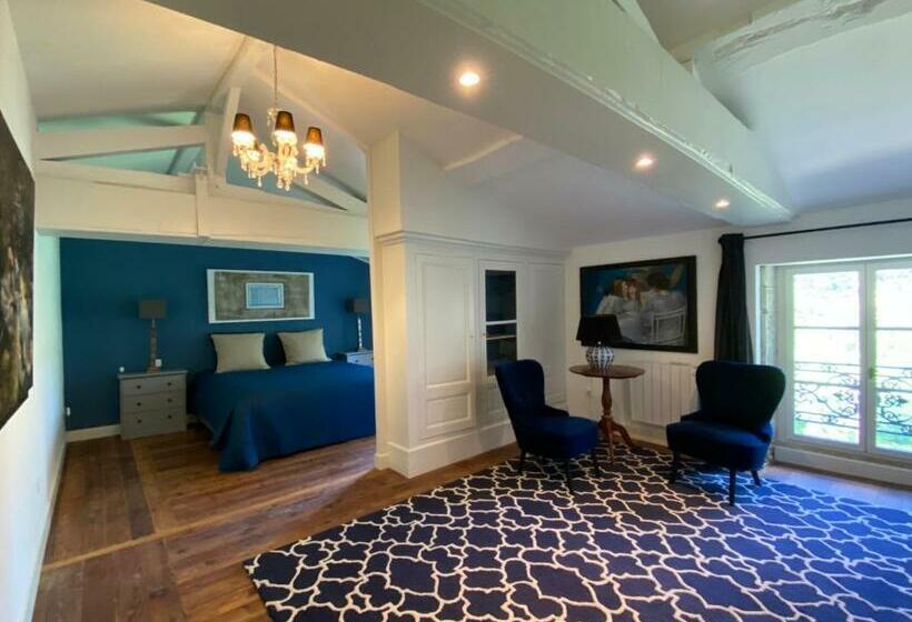 مبيت وإفطار Domaine En Reynouse