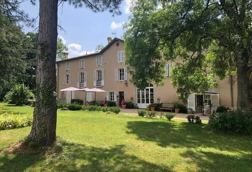 Bed & Breakfast Domaine En Reynouse