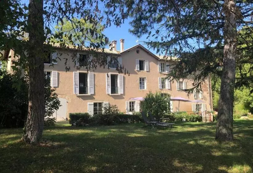 Bed & Breakfast Domaine En Reynouse