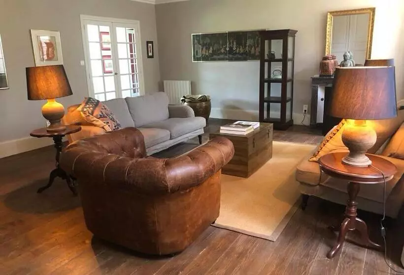 Bed & Breakfast Domaine En Reynouse