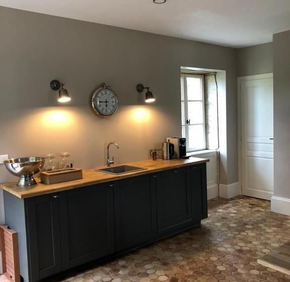 مبيت وإفطار Domaine En Reynouse