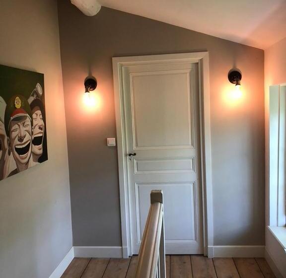 مبيت وإفطار Domaine En Reynouse