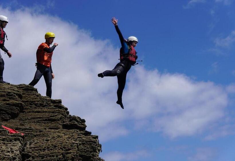 مبيت وإفطار Oa Surf Club