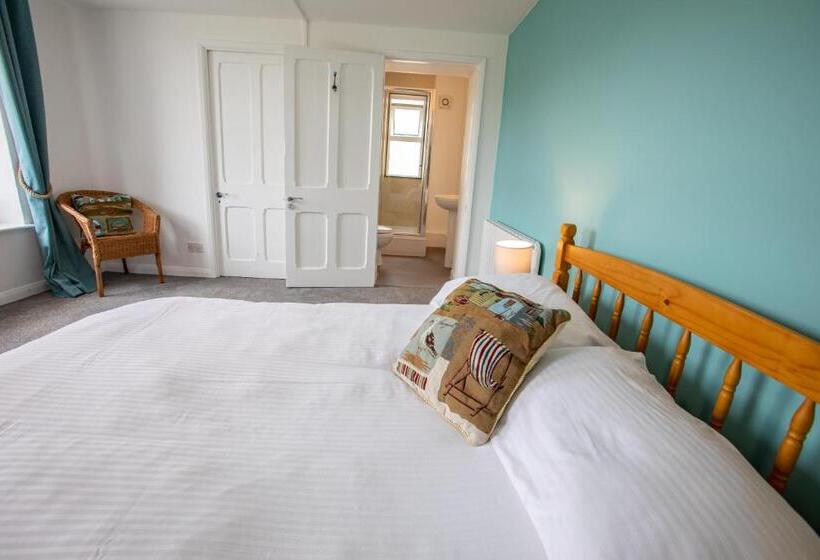 مبيت وإفطار Oa Surf Club