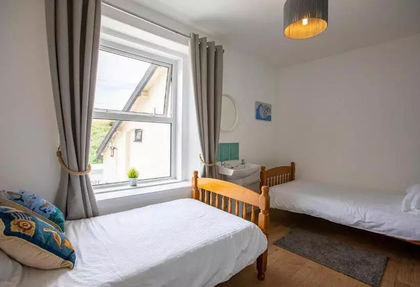 ベッドアンドブレックファースト Oa Surf Club