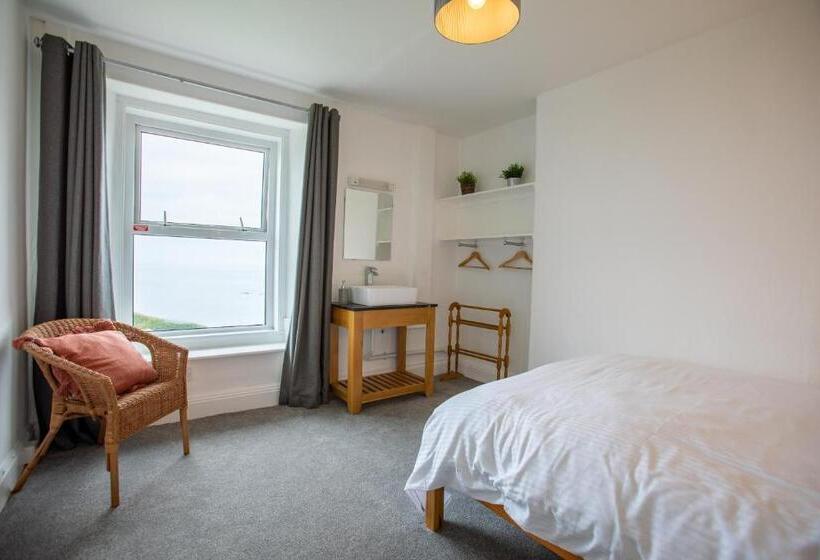 مبيت وإفطار Oa Surf Club