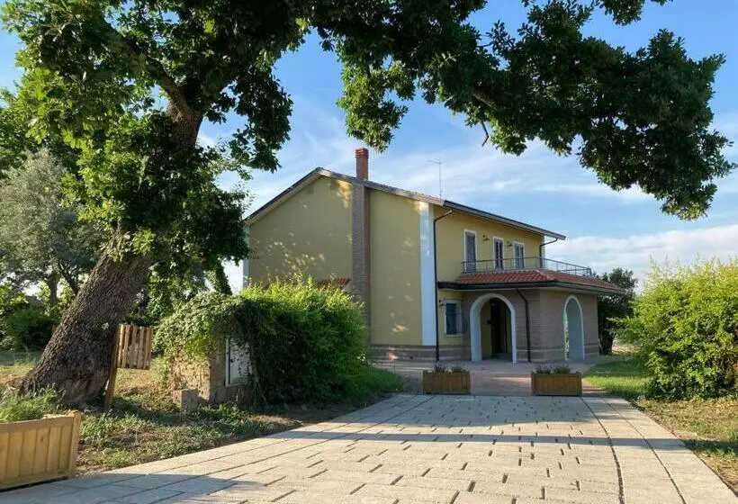 ホテル Agriturismo Tenuta Della Madama