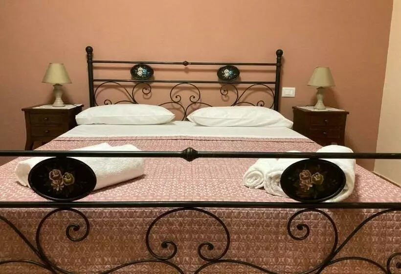 ホテル Agriturismo Tenuta Della Madama