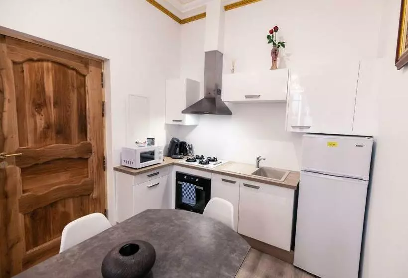 پانسیون Appartement Maison De L église Du Couvent